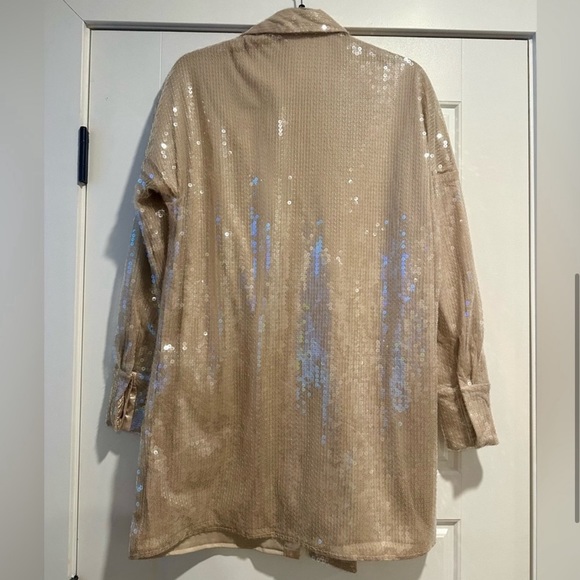 Boohoo Nude Sequin Shirt Dress & Curbed Hem Mini Skirt Two-piece Set - Picture 4 of 11